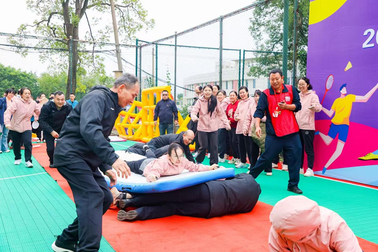 ȼȤ(dng)L(zhng)ɳе(hu)Ժ2025Ȥζ\(yn)(dng)(hu)ȼ